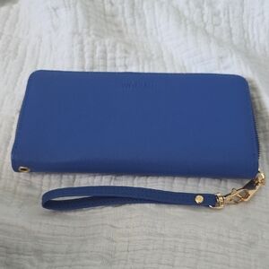 Elegant Blue Women's Wristlet Wallet